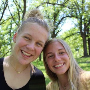 Meet your Posher, Ella